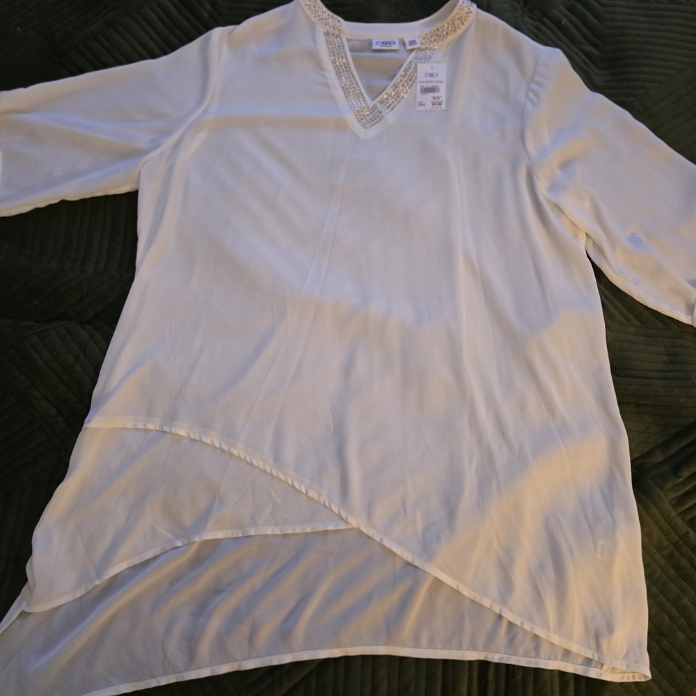 Cato Ivory V-Neck Layered Tunic with Beaded Trim